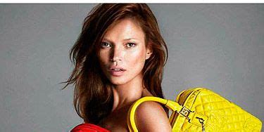 Kate Moss strips off for Versace 